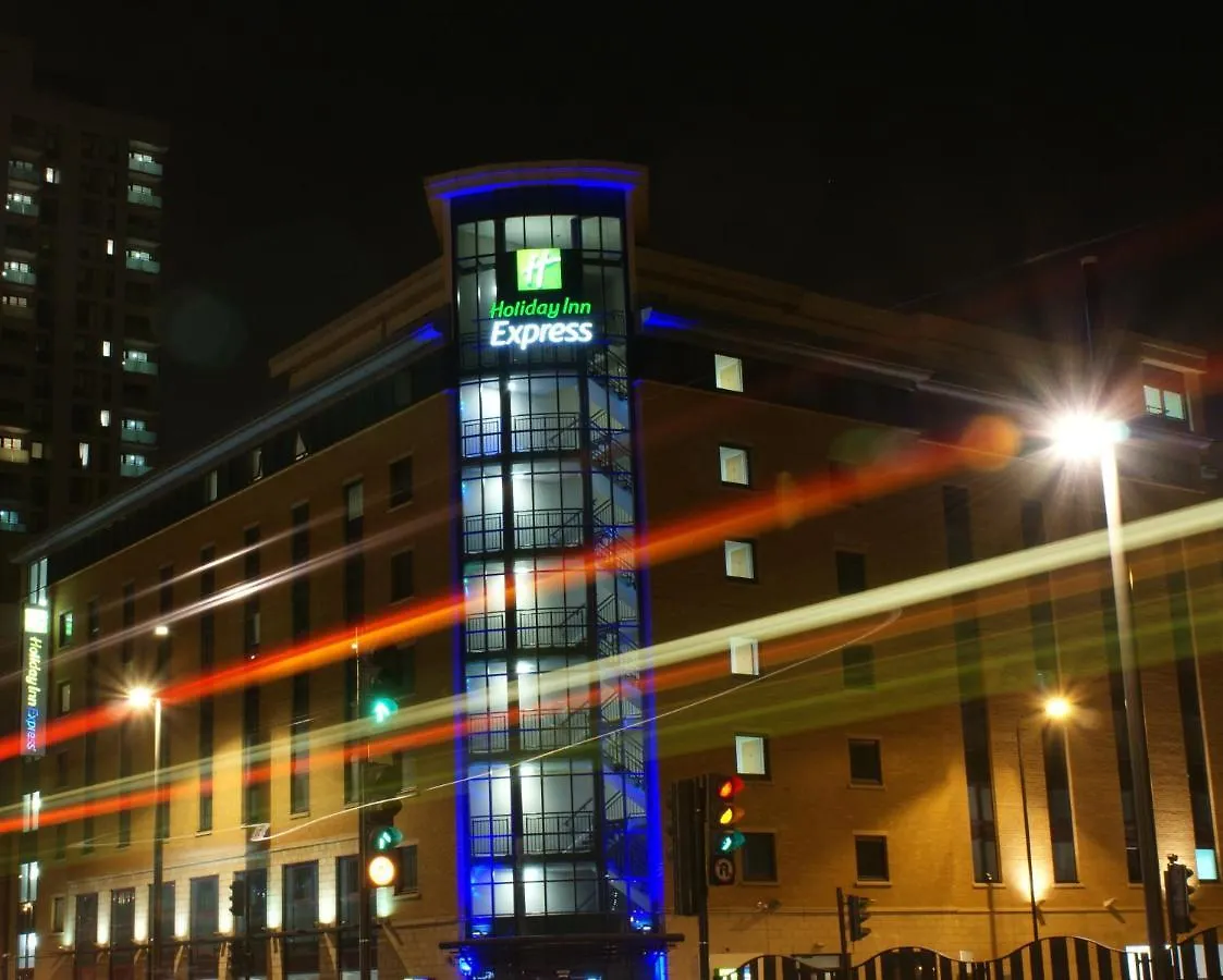 Holiday Inn Express London Stratford By Ihg 3*,