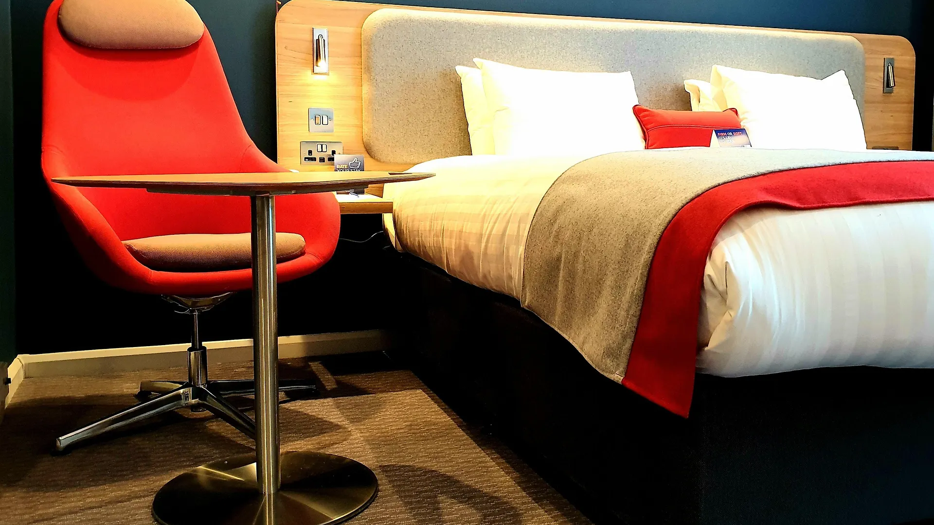 Hotel Holiday Inn Express London Stratford By Ihg