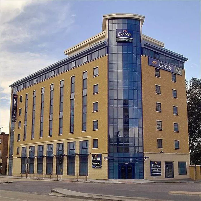 Holiday Inn Express London Stratford By Ihg Hotel