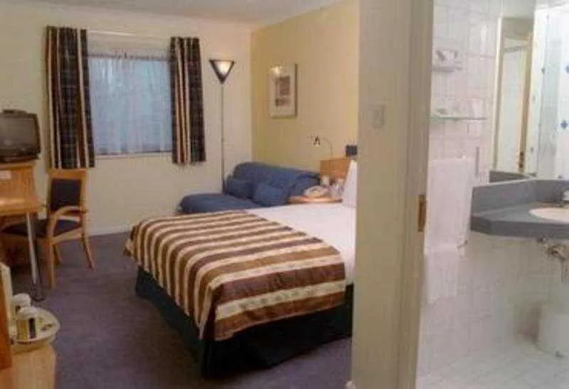 Holiday Inn Express London Stratford By Ihg 3*,  United Kingdom